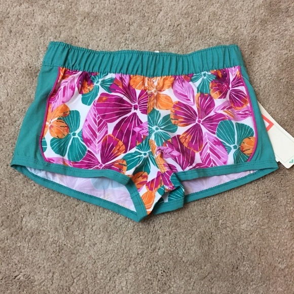 Roxy Other - 💕LAST PAIR💕 NWT Roxy Girl Swim Shorts ❤️